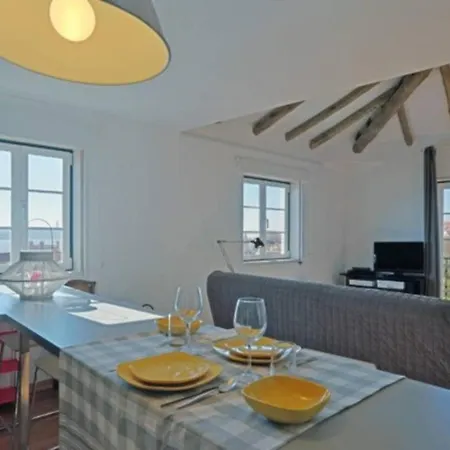 Stylish Loft With Amazing View - Se41 アパート リスボン